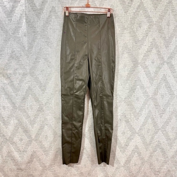 H&M blogger favorite dark green high waisted faux leather leggings size 4 - Picture 2 of 6